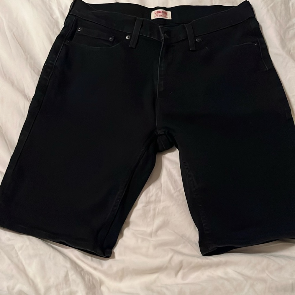 Levi Strauss Signature size 32